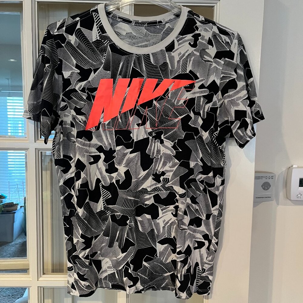 Nike Multicolor Tee Men's S